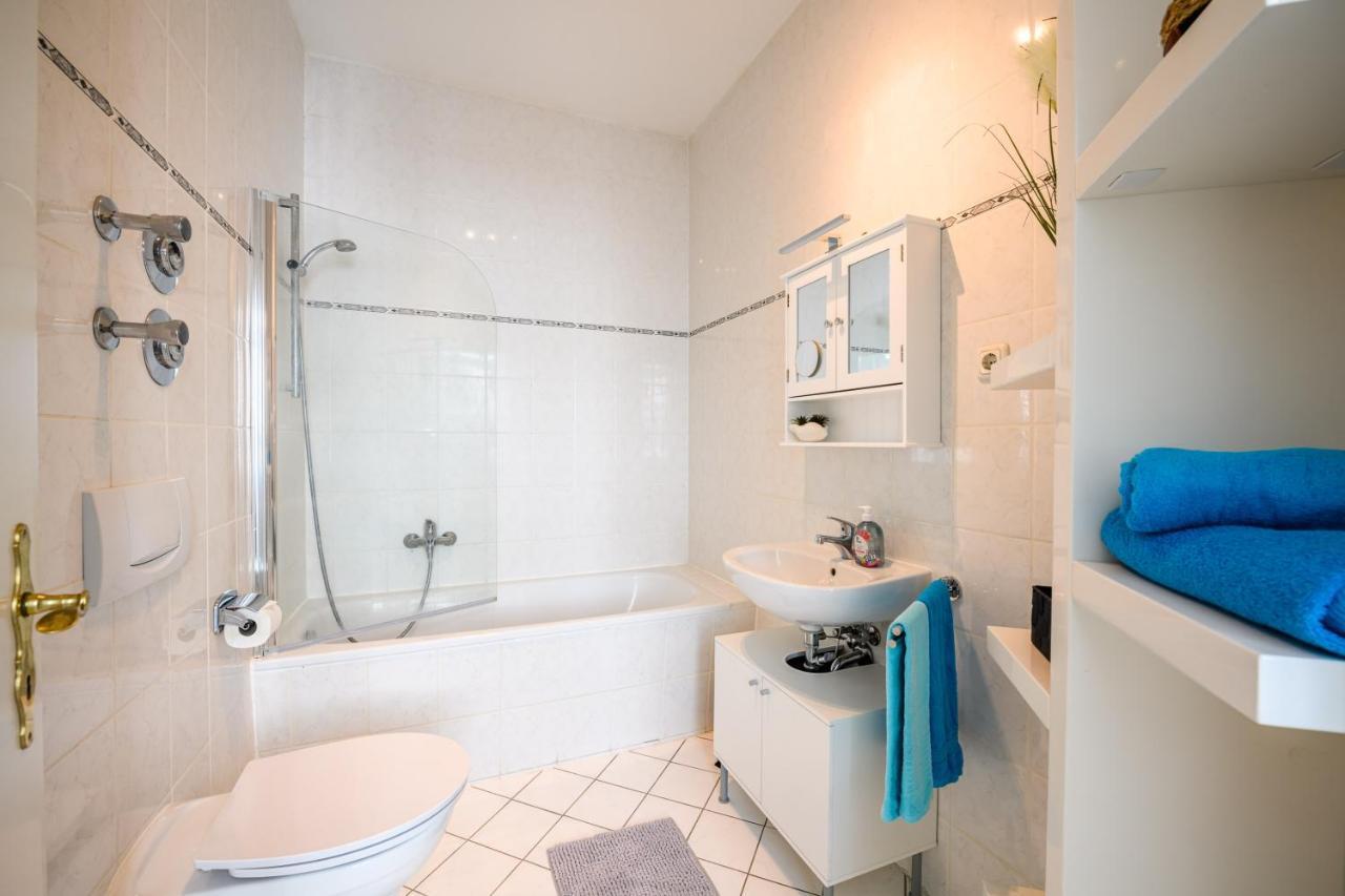 Grosszuegige Wohnung, Top-Lage Auf Dem Werder, Max 4 Personen Magdeburg Dış mekan fotoğraf